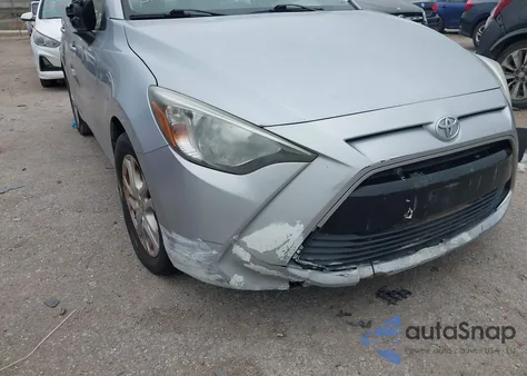 2017 Toyota Yaris Ia z USA, uszkodzony, nr VIN 3MYDLBYV1HY158225